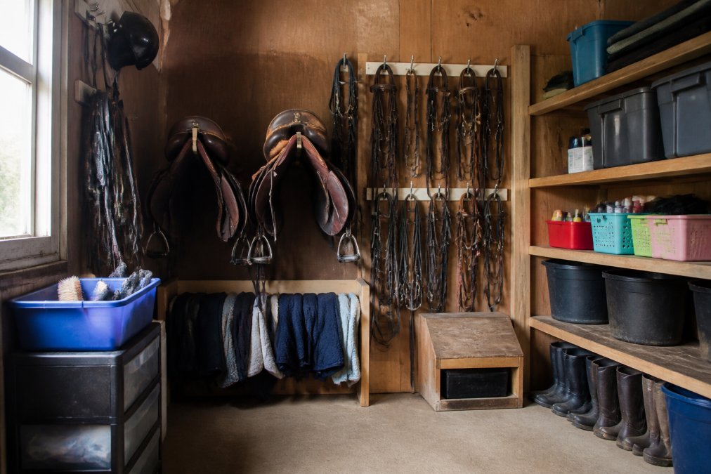 How Long to Organize a Tack Room: A Step-by-Step Timeline